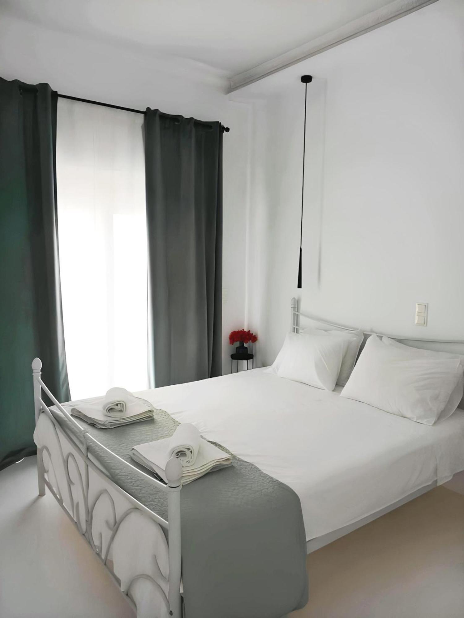 Villa Zen Minimal Luxury Housing Tyros Esterno foto